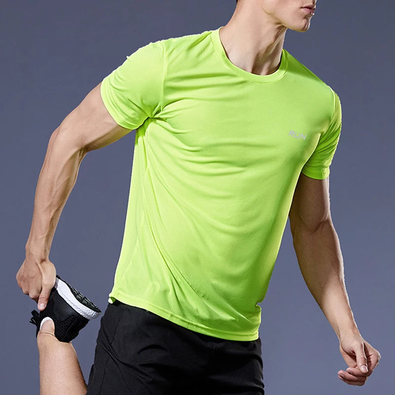 Summer Mens Quick Dry Running Bodybuilding Shirts Sport Gym t Shirt Men Short Sleeve Fitness Tops Oversized t-Shirt Jersey