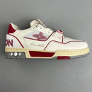 Tênis LV Trainer branco violeta com design esportivo e detalhes em roxo elaborado pela Elventi