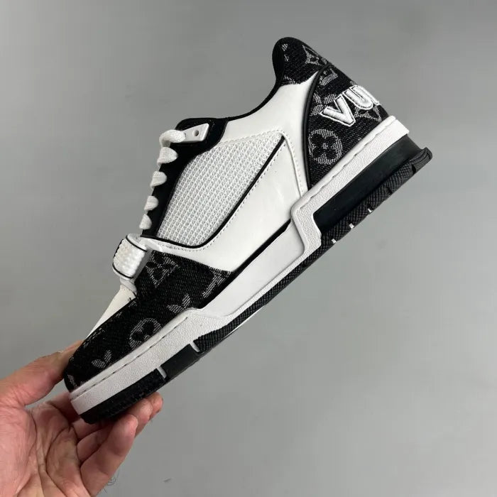 LV Trainer Branco Preto