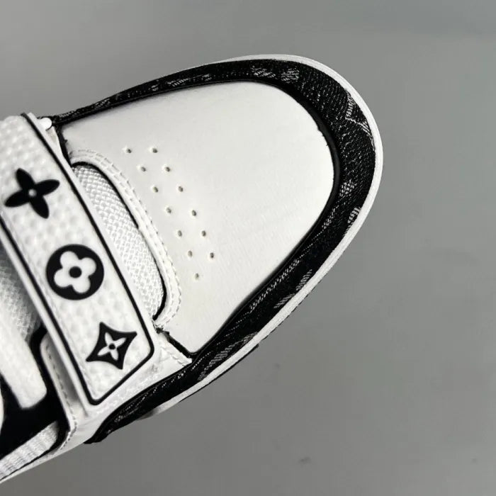 LV Trainer Branco Preto