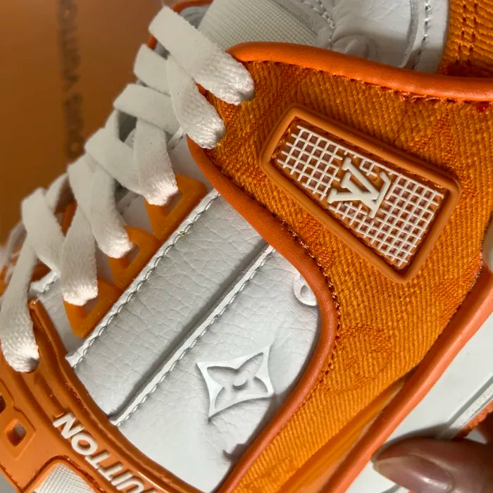 LV Trainer Laranja