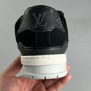 lv-trainer-preto