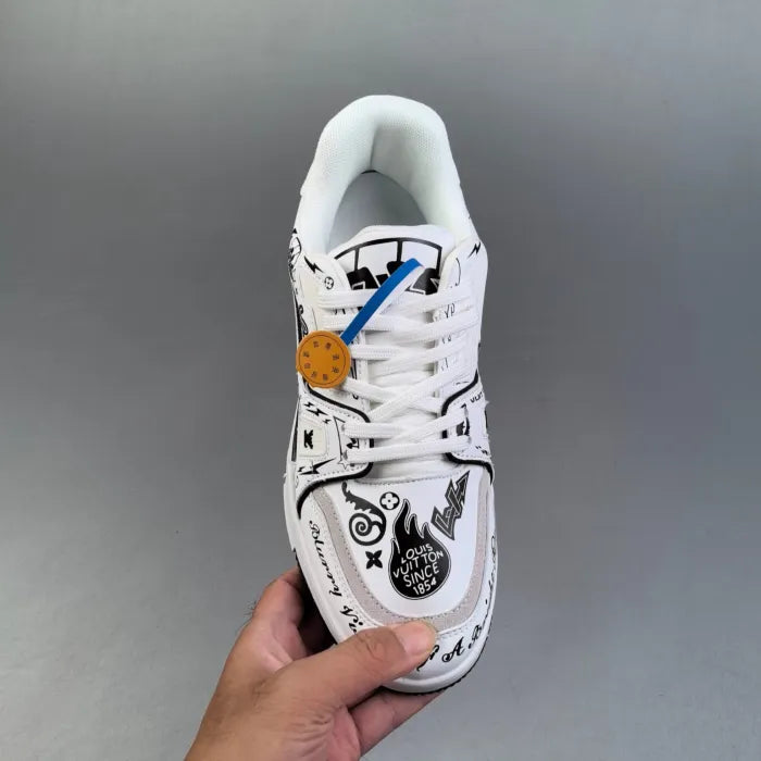 LV Trainer Branco Desenhado