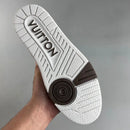 LV Trainer Marrom Monograma