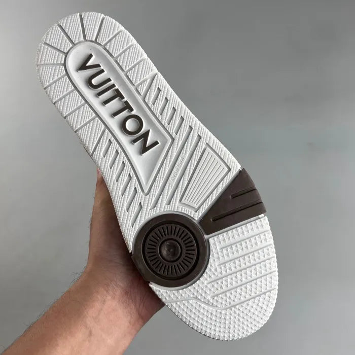 LV Trainer Marrom Monograma