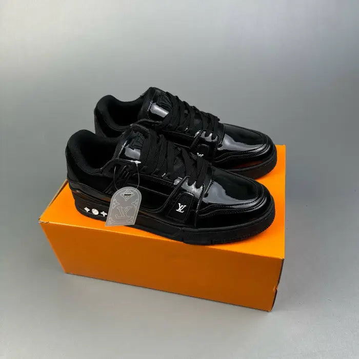 LV Trainer Preto
