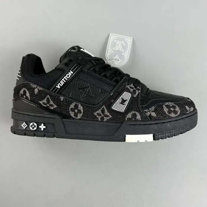LV Trainer Preto