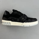 lv-trainer-preto